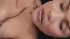 Jessa Rhodes Menunjukkan Puteri video melayu lucah terbaru Kecilnya yang Ketat